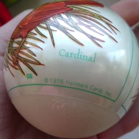 Vintage Hallmark Cards Inc. Christmas 1976 2 Sided Cardinal Glass Ball Ornament - Picture 4 of 10